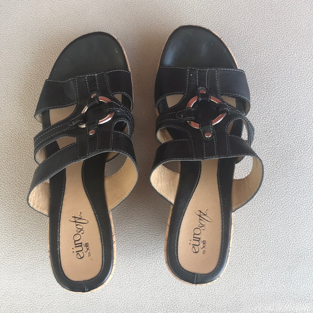 Cute summer wedge sandals!